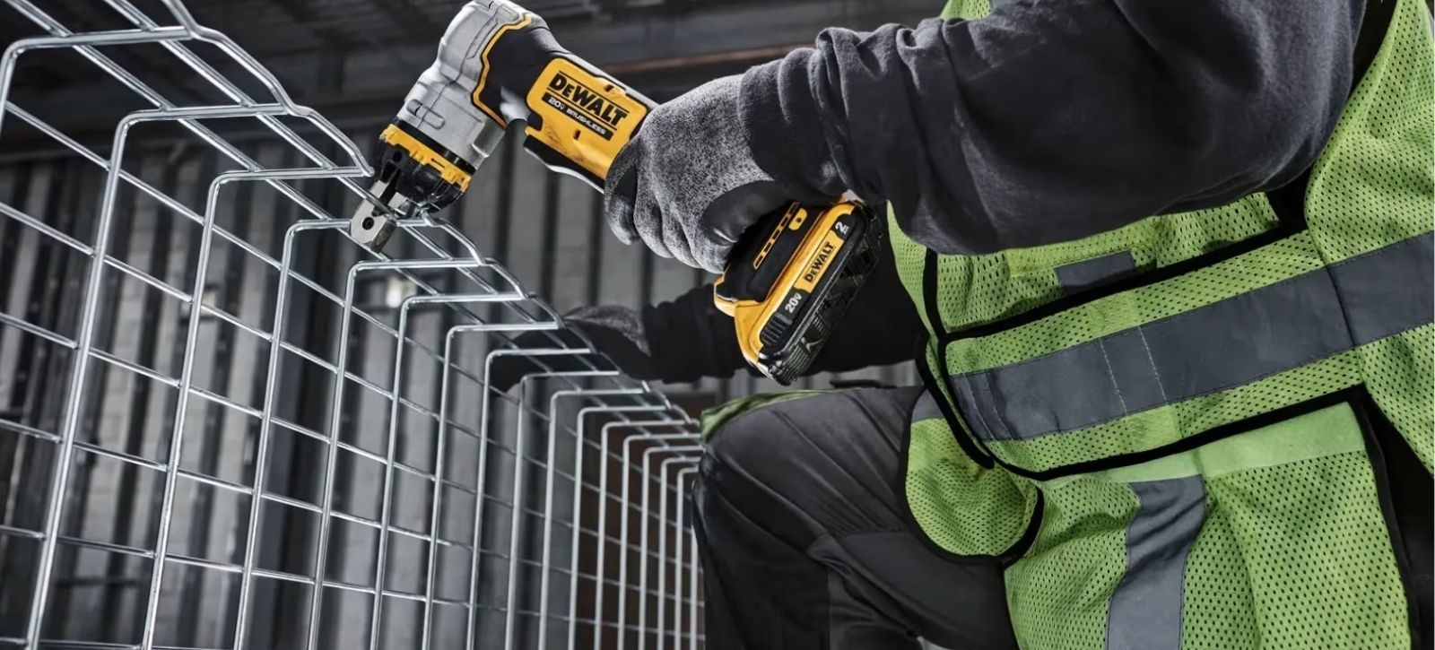 banners_dewalt_4
